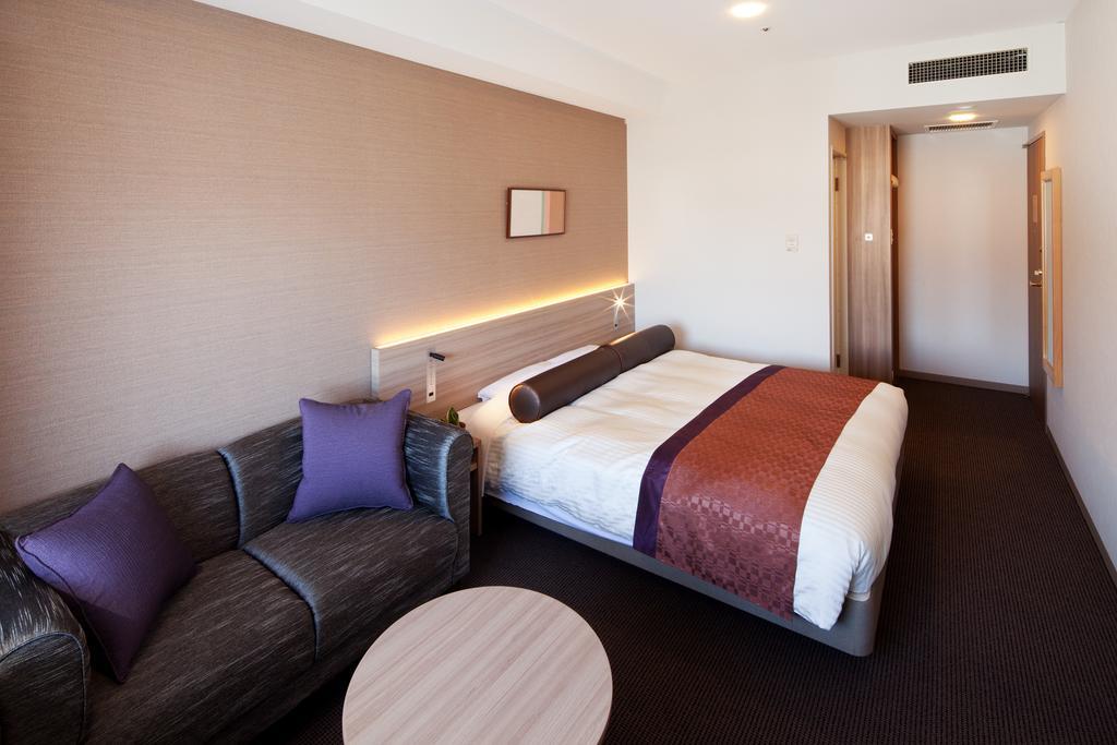 Ueda Tokyu REI Hotel Bagian luar foto